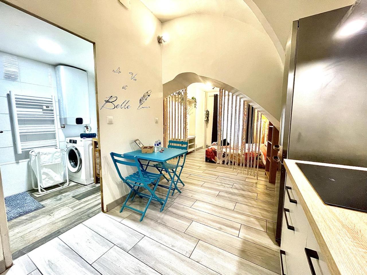 Ferienwohnung *Le Lotus*Fiber Wifi*Hyper Center* Salon-de-Provence Exterior foto